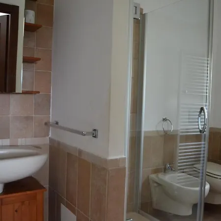 Sea Mountain 2 * 瓦拉泽